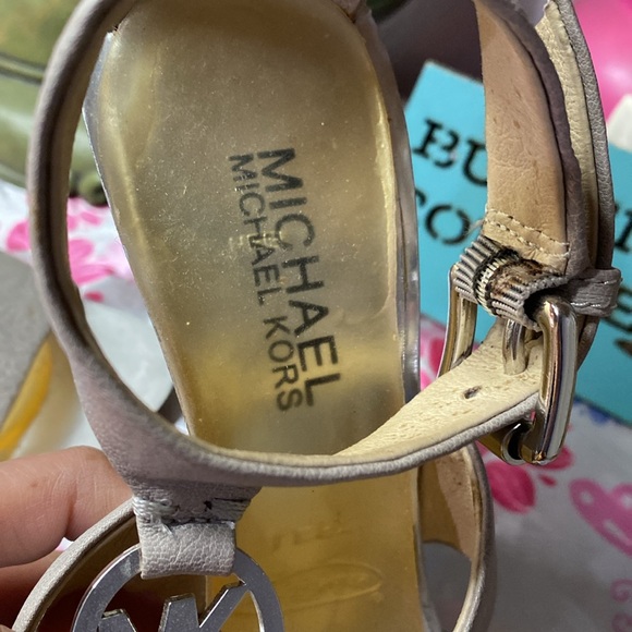 Michael kors size 6 - Picture 5 of 6